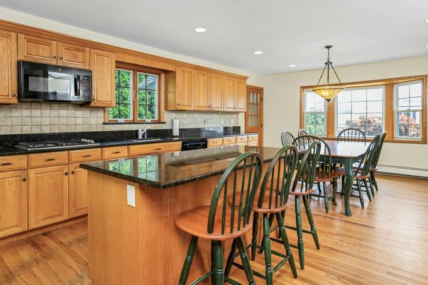 Dining room, Interior, Kitchen, Pendant Lights, Recessed Lighting, Wood Texture Flooring
