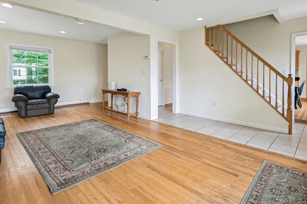 Interior, Recessed Lighting, Wood Texture Flooring