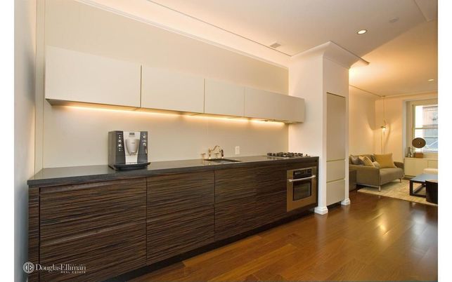 Interior, Kitchen, Living room, Recessed Lighting, Wood Texture Flooring