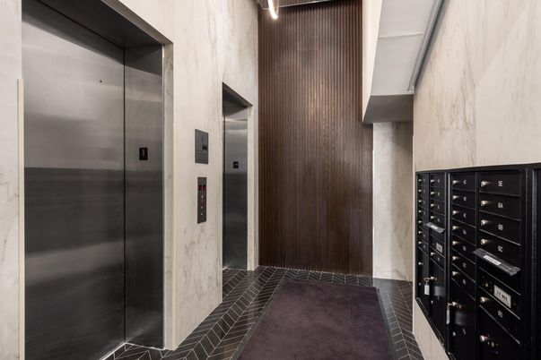 Elevator, Interior