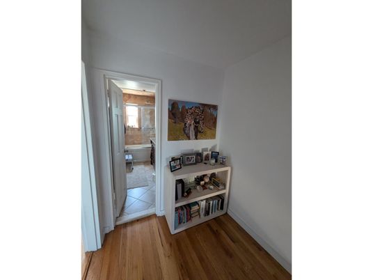 DE Listing image placeholder