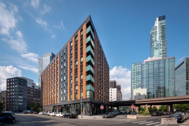 Exterior, Facade, Highrise