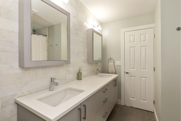 Bathroom, Dual Sink Vanities, Interior