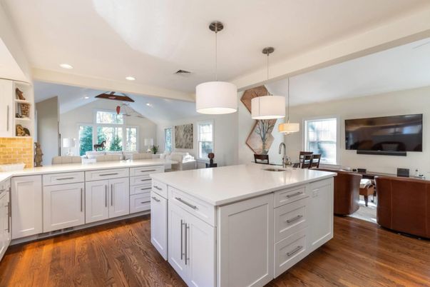 Dining room, Interior, Kitchen, Pendant Lights, Recessed Lighting, Wood Texture Flooring