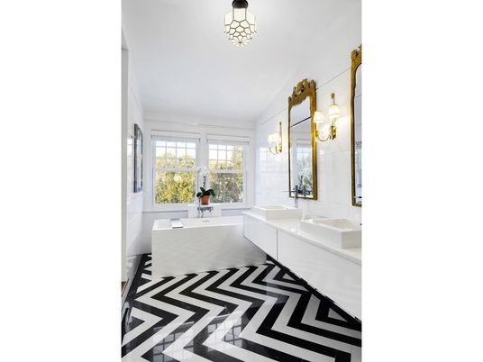 Bathroom, Dual Sink Vanities, Interior