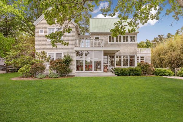 Backyard, Exterior, Facade, Farmhouse