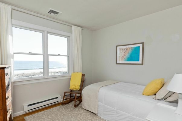 Bedroom, Interior, Water