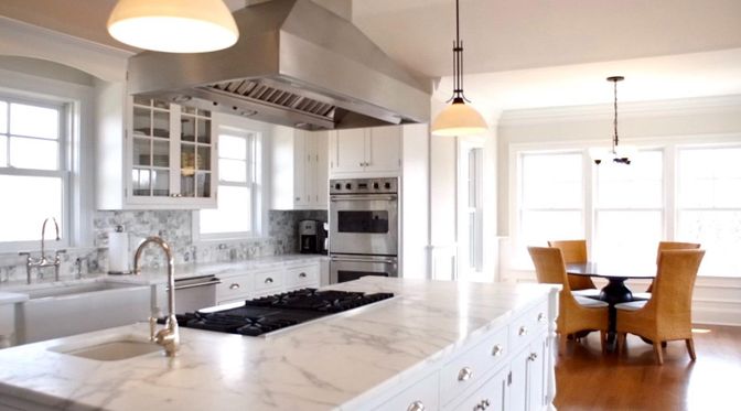 Dining room, Interior, Kitchen, Pendant Lights, Stainless Steel Appliances, Wood Texture Flooring