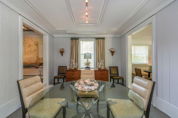 Dining room, Interior