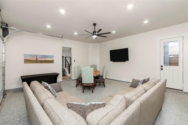Dining room, Interior, Living room, Recessed Lighting