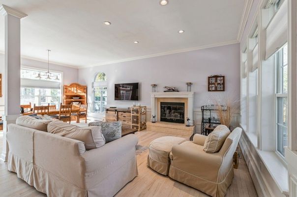 Dining room, Fireplace, Interior, Living room, Pendant Lights, Recessed Lighting, Wood Texture Flooring