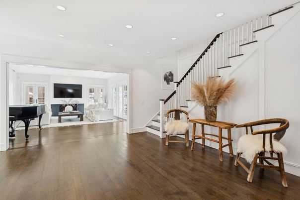 Interior, Living room, Piano, Recessed Lighting, Wood Texture Flooring