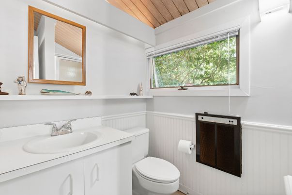 Bathroom, Interior, Wooden Ceilings