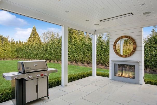 Exterior, Fireplace