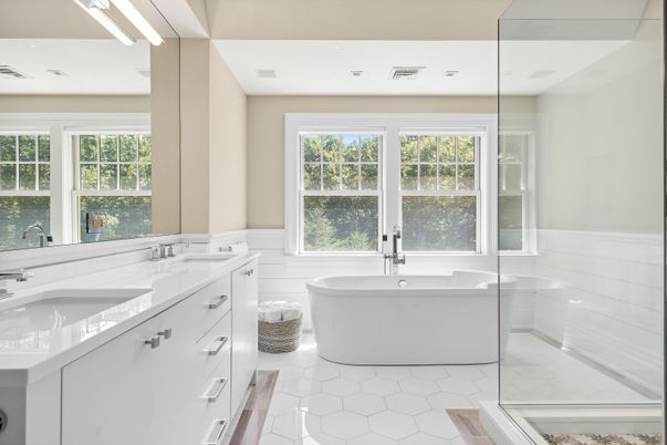 Bathroom, Dual Sink Vanities, Free Standing Baths, Interior, Marble, Recessed Lighting
