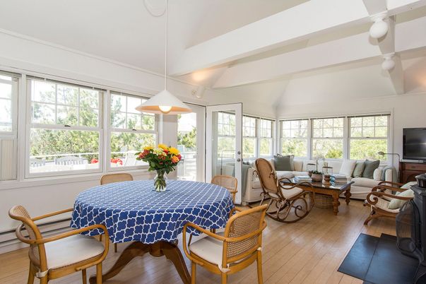 Dining room, Interior, Living room, Pendant Lights, Wood Texture Flooring