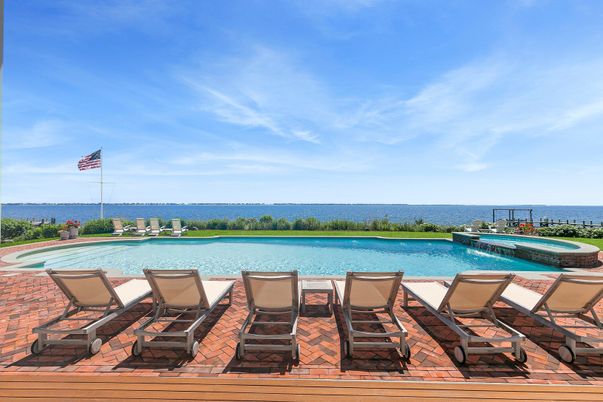 Exterior, Lake, Pool