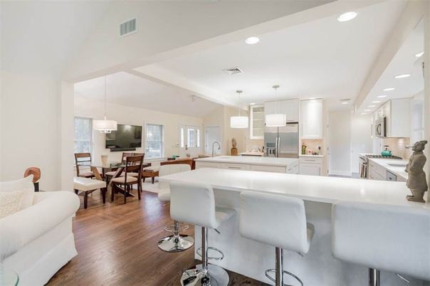 Dining room, Interior, Kitchen, Pendant Lights, Recessed Lighting, Wood Texture Flooring