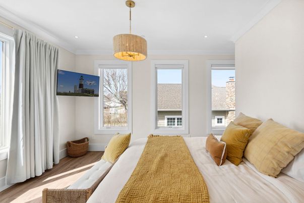 Bedroom, Interior, Pendant Lights, Recessed Lighting, Wood Texture Flooring
