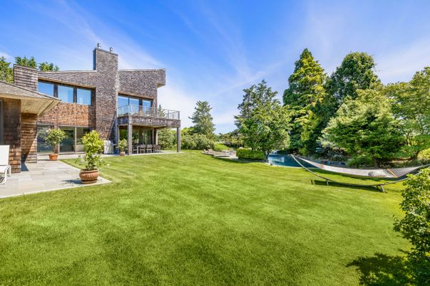 Backyard, Exterior, Pool