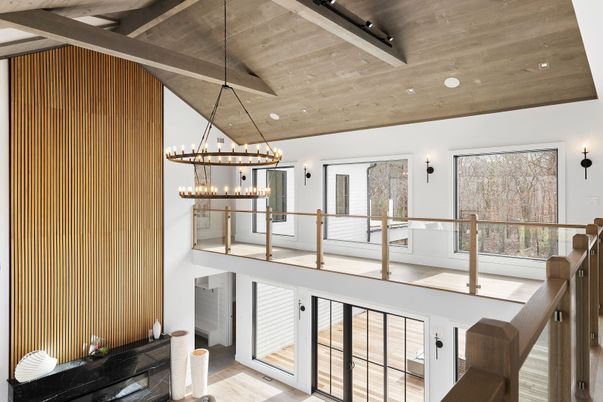 Chandelier, Interior, Pendant Lights, Recessed Lighting, Wooden Beams, Wooden Ceilings