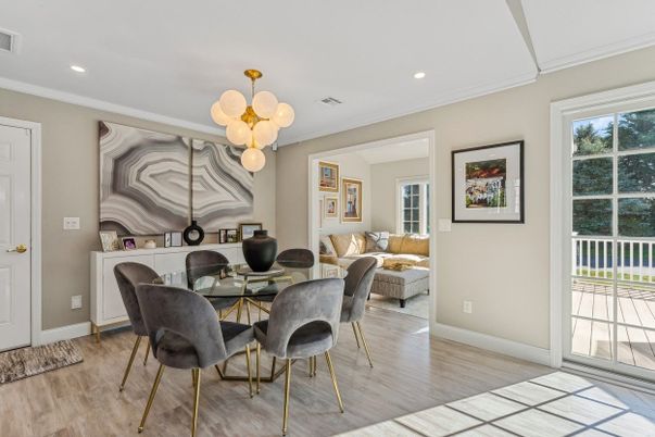Dining room, Interior, Living room, Pendant Lights, Recessed Lighting, Wood Texture Flooring