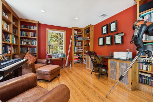 Home Office, Interior, Recessed Lighting, Wood Texture Flooring