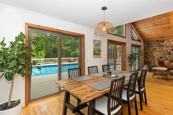 Dining room, Interior, Pendant Lights, Stone Walls, Wooden Ceilings, Wood Texture Flooring