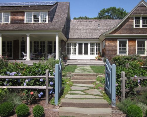 Exterior, Facade, Cape Cod