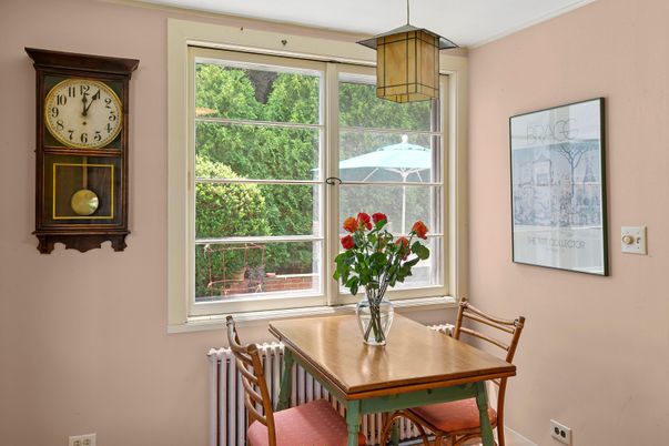 Dining room, Interior