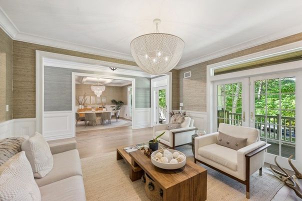 Chandelier, Dining room, Interior, Living room, Wood Texture Flooring