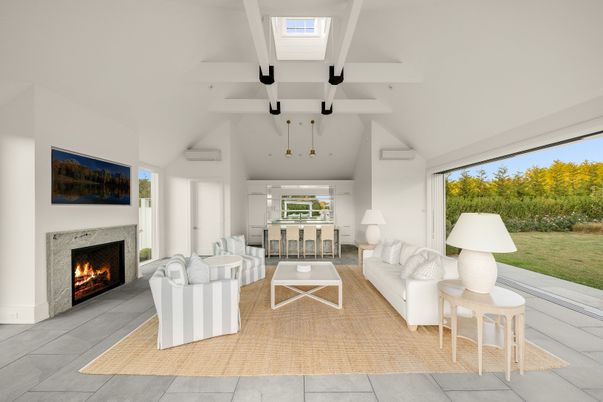 Fireplace, Interior, Living room