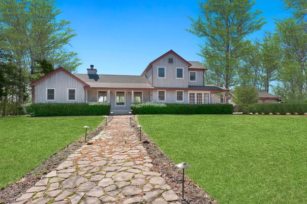 Backyard, Exterior, Facade, Farmhouse