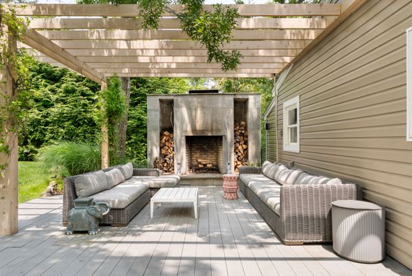Exterior, Fireplace