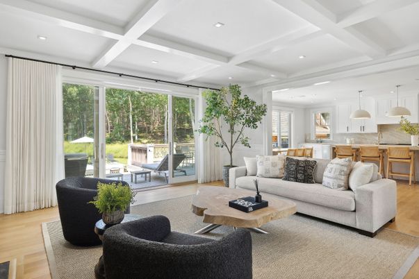 Interior, Living room, Pendant Lights, Recessed Lighting, Wood Texture Flooring