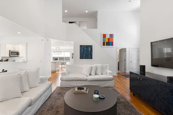 Interior, Kitchen, Living room, Pendant Lights, Recessed Lighting, Wood Texture Flooring