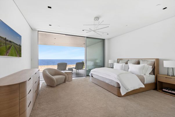 Bedroom, Interior, Recessed Lighting, Water
