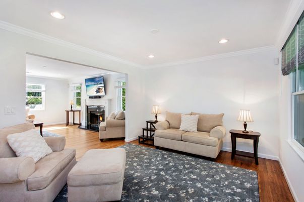 Fireplace, Interior, Living room, Recessed Lighting, Wood Texture Flooring