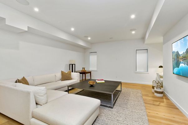 Interior, Living room, Recessed Lighting, Wood Texture Flooring