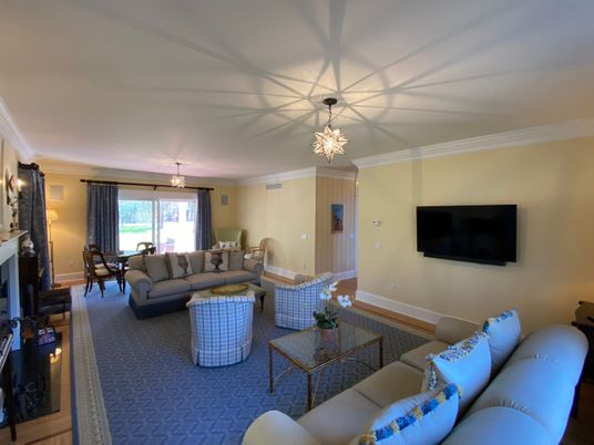 Chandelier, Dining room, Fireplace, Interior, Living room