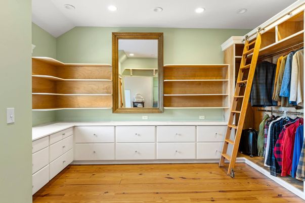 Interior, Recessed Lighting, Walk-in Closets, Wood Texture Flooring