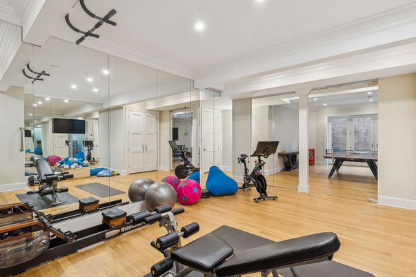Fitness Equipment, Interior, Recessed Lighting, Wood Texture Flooring