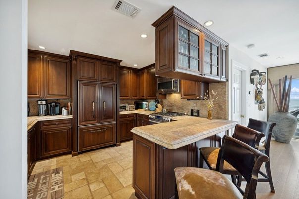 Interior, Kitchen, Recessed Lighting