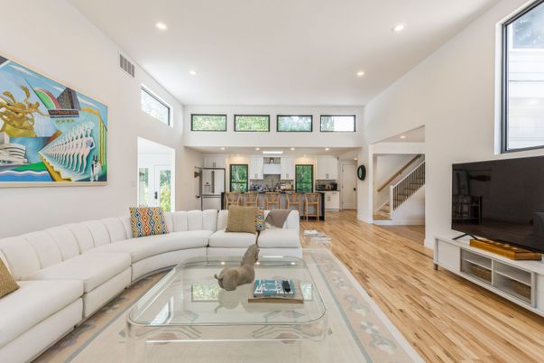 Interior, Living room, Recessed Lighting, Wood Texture Flooring