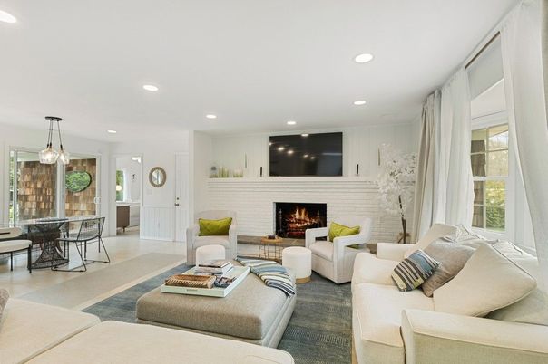 Dining room, Fireplace, Interior, Living room, Pendant Lights, Recessed Lighting