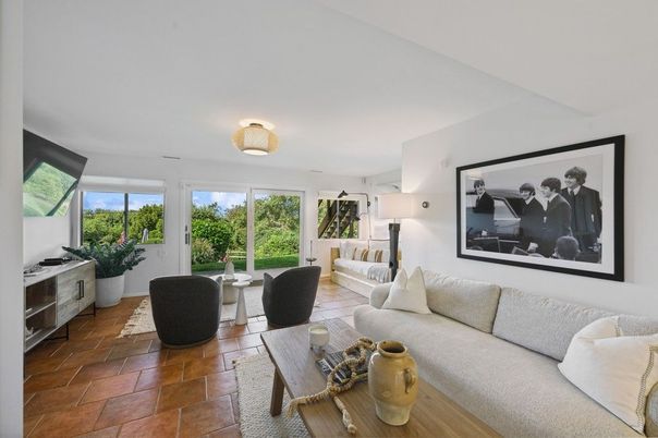 Interior, Living room