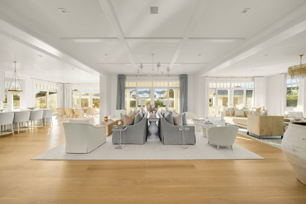 Chandelier, Dining room, Interior, Living room, Pendant Lights, Recessed Lighting, Wood Texture Flooring