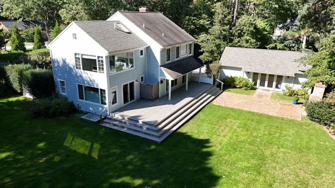 Exterior, Drone