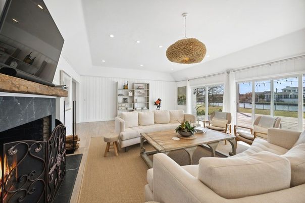 Fireplace, Interior, Living room, Pendant Lights, Recessed Lighting