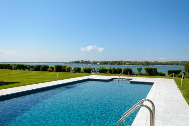 Exterior, Pool, Water